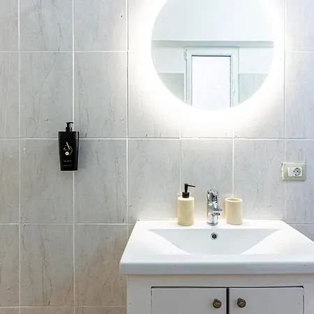 Dhermi's Icon Big, 1br Ap 5 希马拉